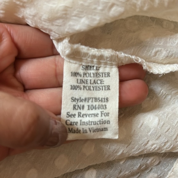 White Relaxed Tie Front Blouse with Bib Collar - Picture 6 of 6